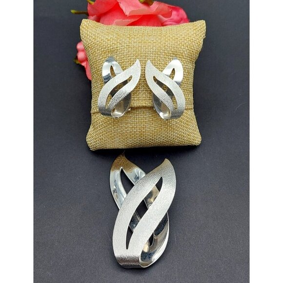 Vintage Sarah Coventry Demi Parure Brooch & Clip Earrings Set Silver Tone - Picture 3 of 9